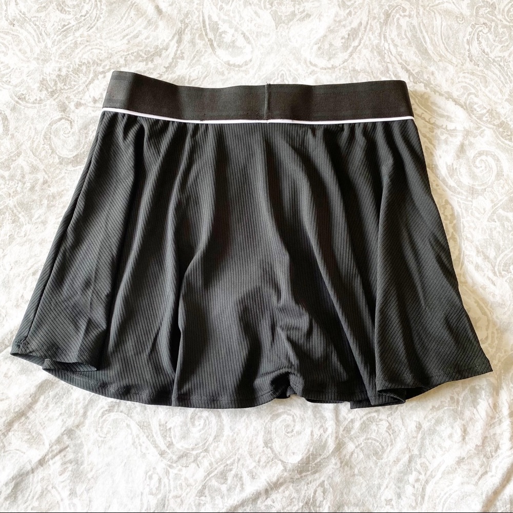 NIKE Tennis Skort Black White Medium Tall NWT - Picture 10 of 10